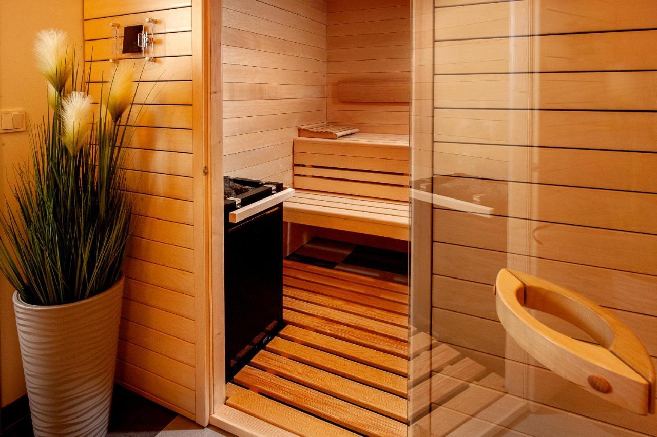 Amber Design Residence Krakow Bagian luar foto