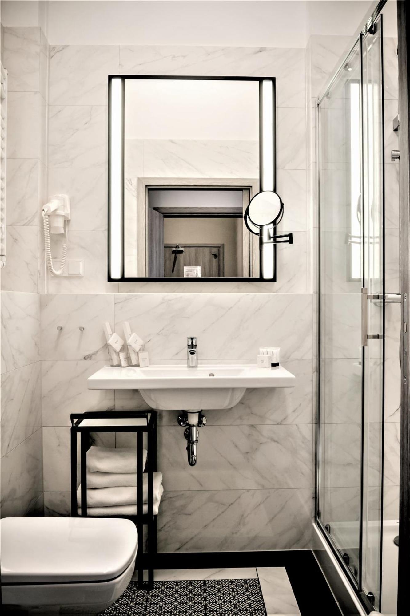 Amber Design Residence Krakow Bagian luar foto