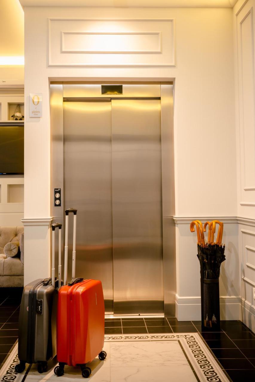 Amber Design Residence Krakow Bagian luar foto